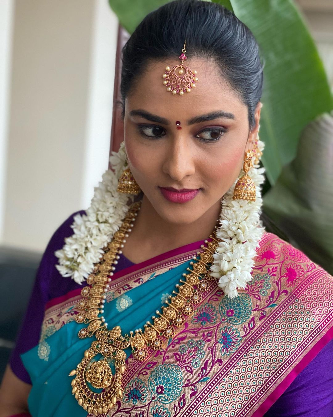 TELUGU TV ANCHOR KASI ANNAPURNA STILLS IN BLUE SAREE 7